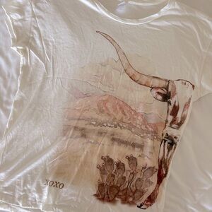 Western graphic tee(size small)